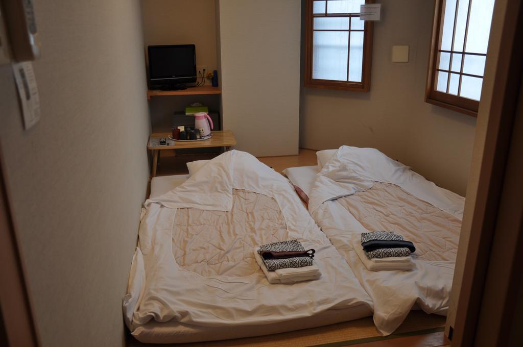 Family Inn Saiko Tokyo Esterno foto